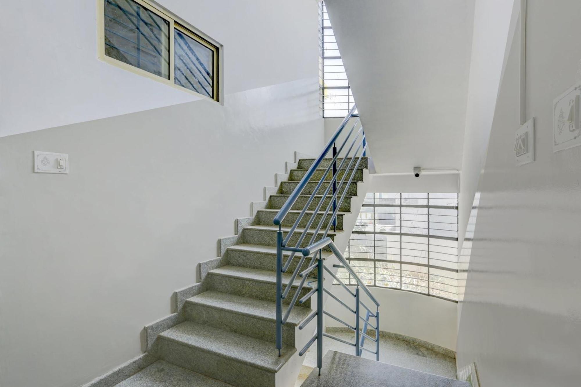 Collection O Relax Stay Apartments บังกาลอร์ ภายนอก รูปภาพ